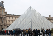 卢浮宫抢劫案第四名嫌疑人被临时收监